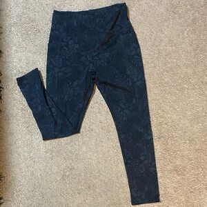 Danskin Black Snake Skin Patterned Leggings